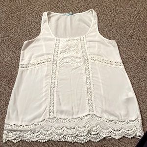 Maurice’s White Rayon Tank Size L